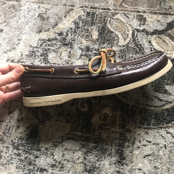 Brown Leather Sperry - Picture 3 of 9
